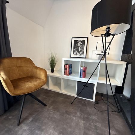 Fachwerkhaus Mit 2 Getrennten Schlafzimmern, Wohnzimmer Und Kueche 뷔케부르크 외부 사진