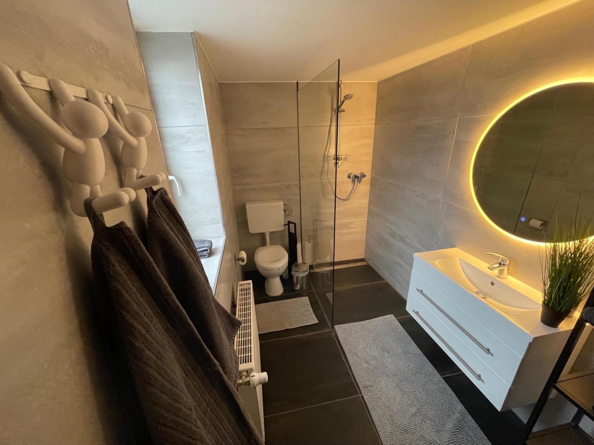 Fachwerkhaus Mit 2 Getrennten Schlafzimmern, Wohnzimmer Und Kueche 뷔케부르크 외부 사진