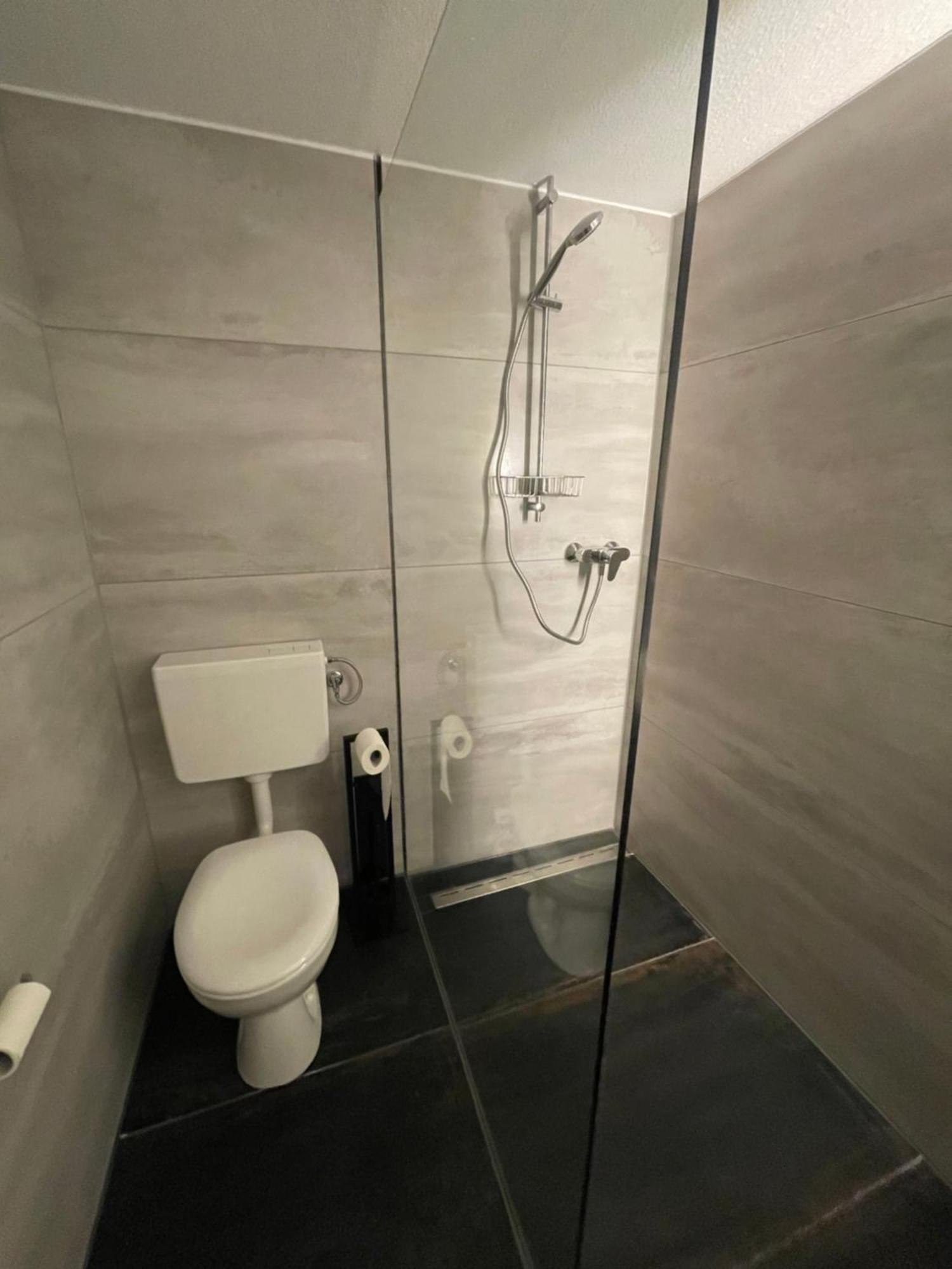 Fachwerkhaus Mit 2 Getrennten Schlafzimmern, Wohnzimmer Und Kueche 뷔케부르크 외부 사진